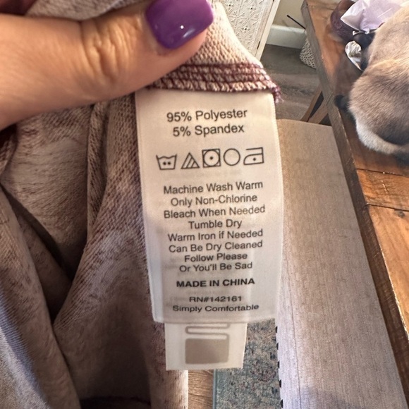 LULAROE Cozy Kate 3/4 Sleeve Shirt Beautiful Purple Butterfly - Picture 6 of 6